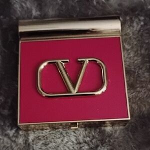 Valentino Garavani Number 4 Blush